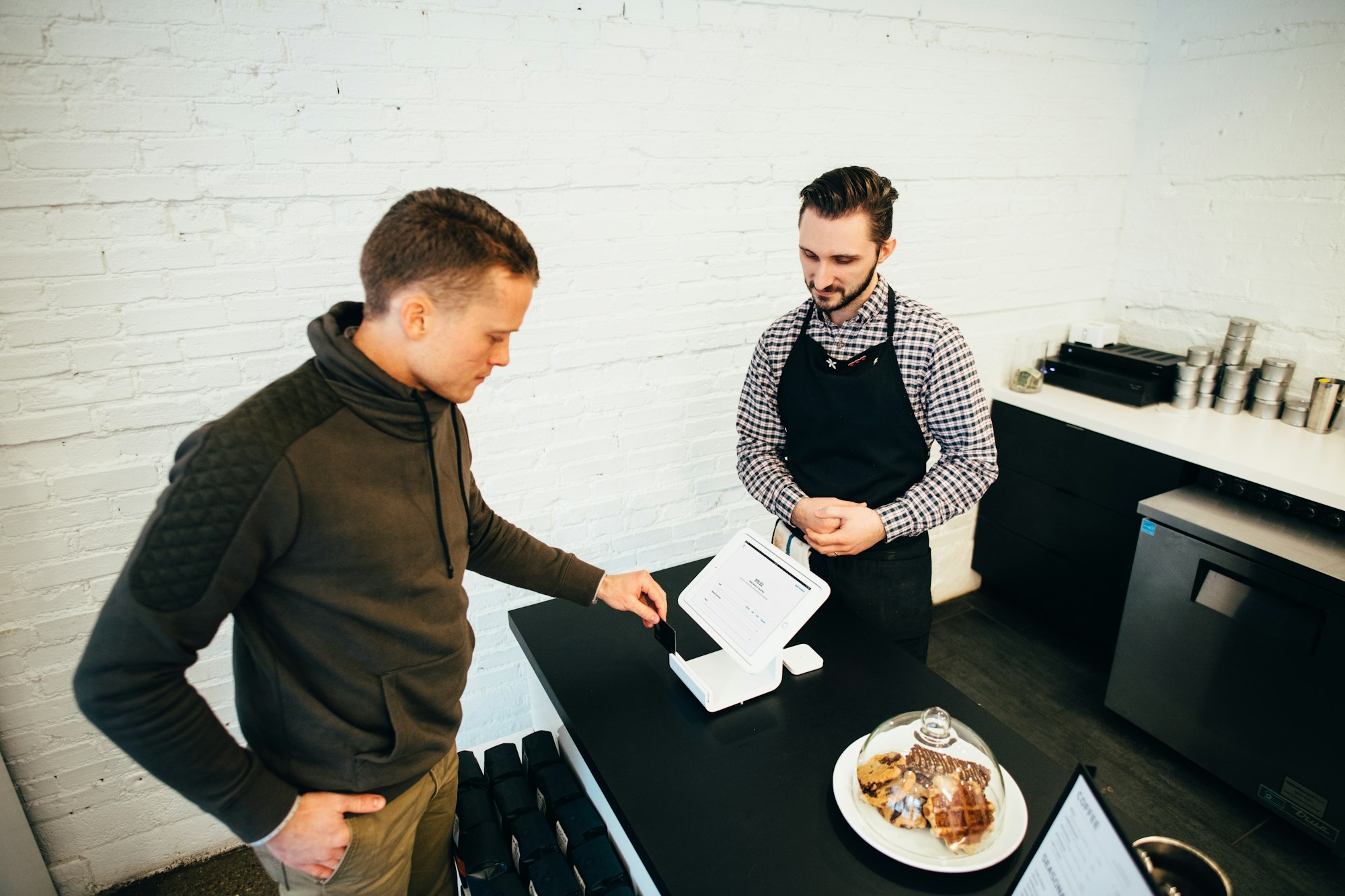How can eCommerce make the most of buyer feedback?